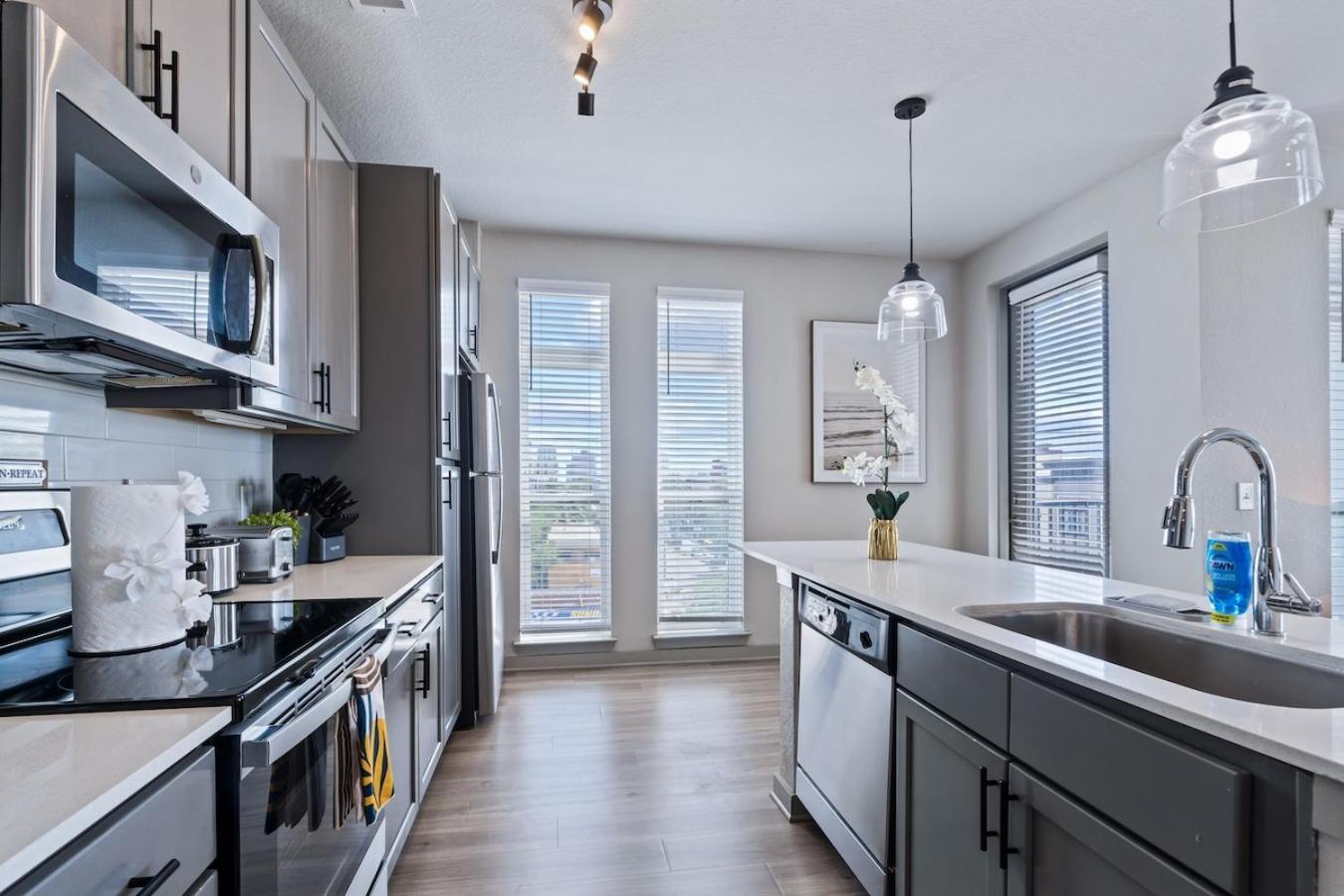 Central Avenue 2 Bed Mins From Tropicana Field St. Petersburg Exteriör bild