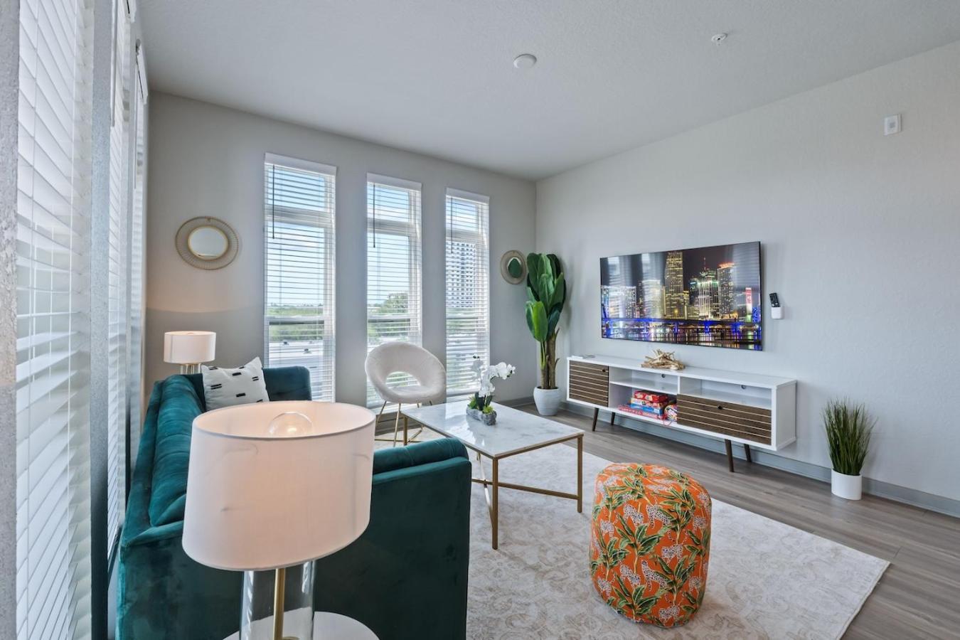 Central Avenue 2 Bed Mins From Tropicana Field St. Petersburg Exteriör bild